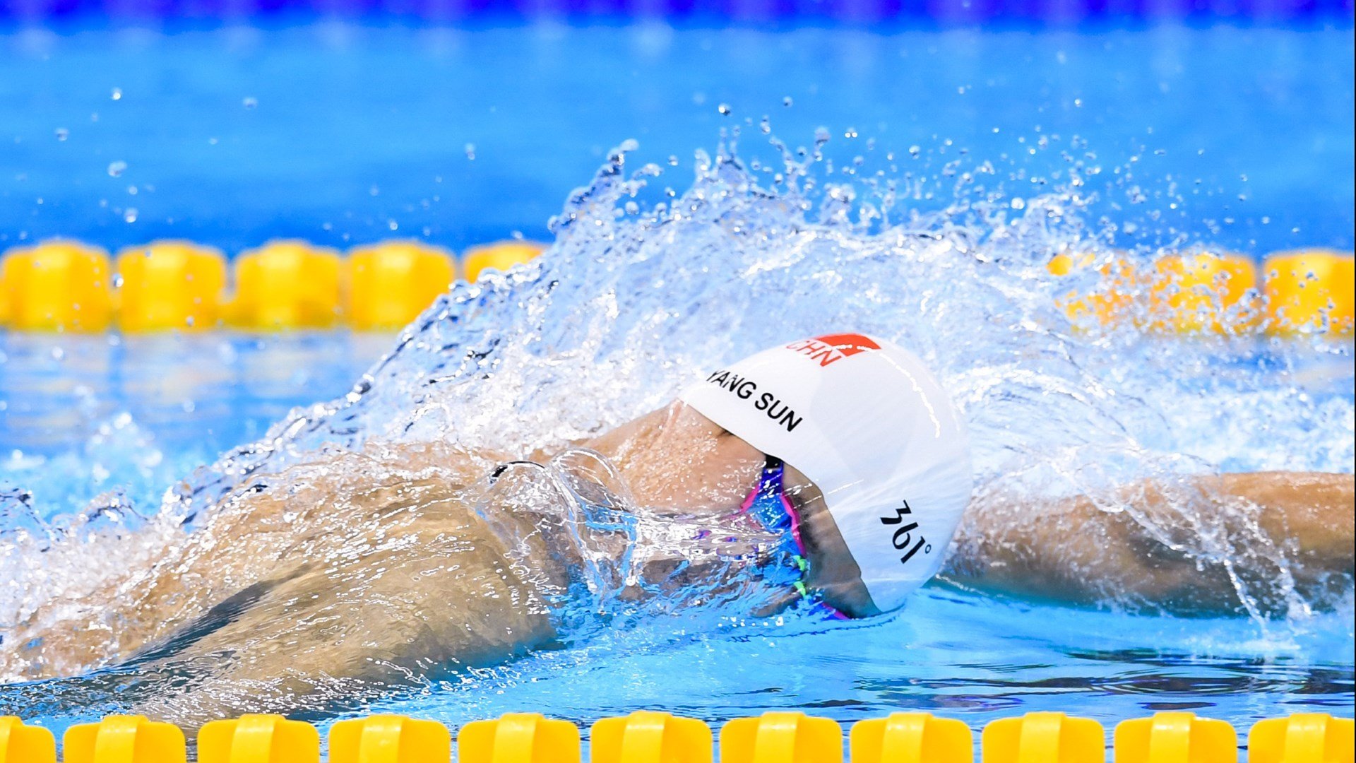 爱游戏体育-世界青少年趣味野外生存赛在云南举行,少年展现坚韧不拔精神,2019野外生存挑战赛报名